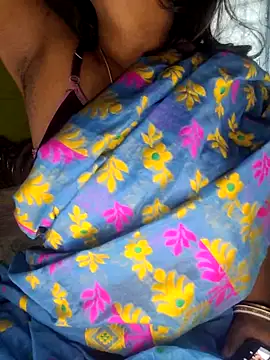 Snapshot of Hotty_Neha69 chatting on February 27, 2025, 5:51 am Hotty Neha69 online show from February 27, 2025, 5:51 am