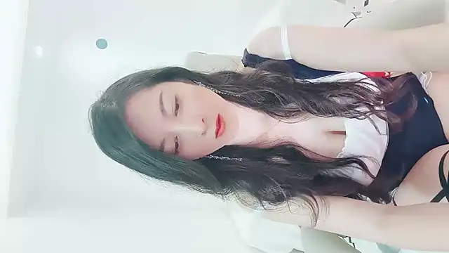 Dazzlebean online show from May 4, 2026, 2:53 pm