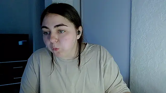 Snapshot of kitsune_8 chatting on May 8, 2026, 4:49 am kitsune 8 online show from May 8, 2026, 4:49 am