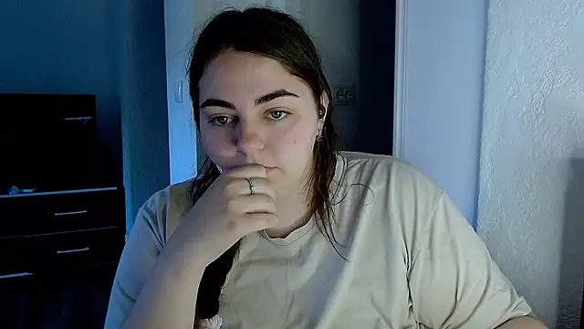 Snapshot of kitsune_8 chatting on May 16, 2026, 4:11 am kitsune 8 online show from May 16, 2026, 4:11 am
