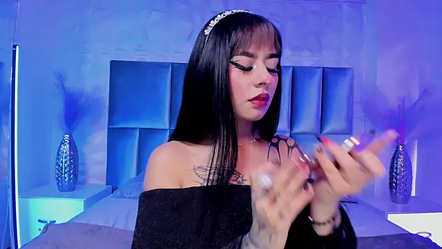 Snapshot of Selene_bennet chatting on April 17, 2026, 3:31 am Selene bennet online show from April 17, 2026, 3:31 am