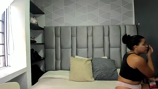 Snapshot of Natasha_rose__ chatting on September 19, 2025, 8:57 pm Natasha rose online show from September 19, 2025, 8:57 pm