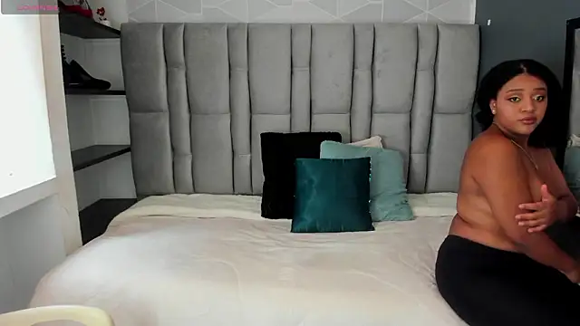 Natasha rose   online show from February 4, 2026, 7:42 pm