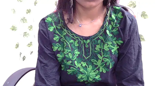 Snapshot of Cute_Pihu01 chatting on March 10, 2025, 7:18 pm Cute Pihu01 online show from March 10, 2025, 7:18 pm