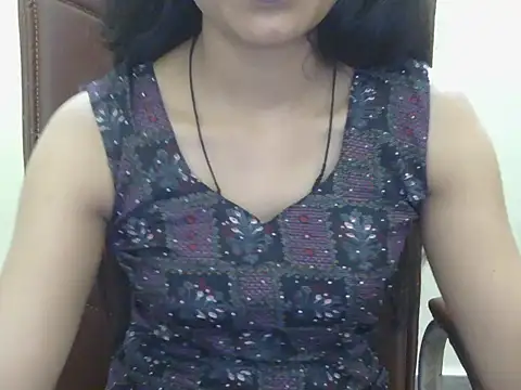 Snapshot of Cute_Pihu01 chatting on October 2, 2025, 6:00 pm Cute Pihu01 online show from October 2, 2025, 6:00 pm