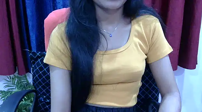 Snapshot of Cute_Pihu01 chatting on March 20, 2025, 5:47 pm Cute Pihu01 online show from March 20, 2025, 5:47 pm