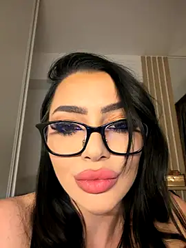 Snapshot of Mia_Splash chatting on December 13, 2025, 8:04 pm Mia Splash online show from December 13, 2025, 8:04 pm