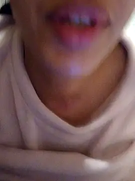 Snapshot of Sexlove1xo chatting on March 24, 2026, 5:07 am Sexlove1xo online show from March 24, 2026, 5:07 am