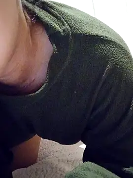 Sexlove1xo online show from November 29, 2025, 5:18 am