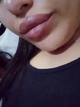 Snapshot of Sexlove1xo chatting on May 5, 2026, 6:11 pm Sexlove1xo online show from May 5, 2026, 6:11 pm