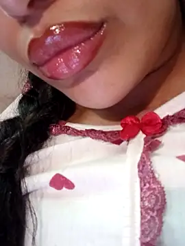 Snapshot of Sexlove1xo chatting on April 5, 2026, 12:12 pm Sexlove1xo online show from April 5, 2026, 12:12 pm