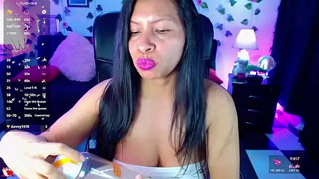Snapshot of AbbyPrincessAGT chatting on May 7, 2026, 11:30 pm AbbyPrincessAGT online show from May 7, 2026, 11:30 pm