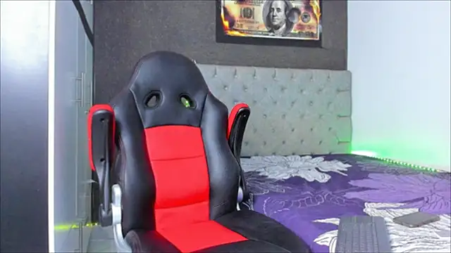 luigi hot  online show from September 26, 2025, 3:24 am