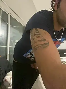 Snapshot of mikekmi21 chatting on February 23, 2025, 12:08 am mikekmi21 online show from February 23, 2025, 12:08 am