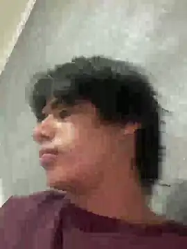 Snapshot of Erickhotddjots chatting on July 3, 2026, 12:39 am Erickhotddjots online show from July 3, 2026, 12:39 am