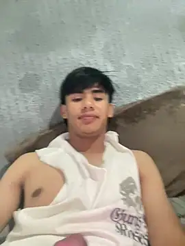 Snapshot of Erickhotddjots chatting on July 23, 2026, 1:58 am Erickhotddjots online show from July 23, 2026, 1:58 am