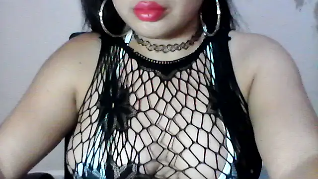 Snapshot of shashel5 chatting on March 4, 2026, 5:04 am shashel5 online show from March 4, 2026, 5:04 am