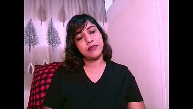 Indian Erotic69 online show from March 18, 2025, 5:02 am