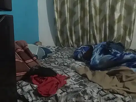 Snapshot of longsexji chatting on January 16, 2026, 5:50 pm longsexji online show from January 16, 2026, 5:50 pm