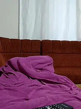 BUSE8821 online show from November 25, 2025, 2:50 pm