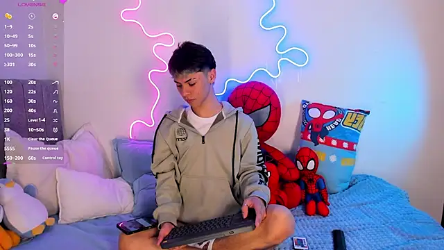 Snapshot of callum_77 chatting on September 11, 2025, 4:12 am callum 77 online show from September 11, 2025, 4:12 am