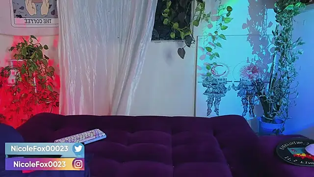 Snapshot of NicoleFox23_ chatting on May 18, 2026, 12:22 am NicoleFox23 online show from May 18, 2026, 12:22 am