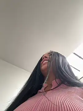 Snapshot of Antonella_Smiith_ chatting on May 25, 2026, 1:54 pm Antonella Smiith online show from May 25, 2026, 1:54 pm