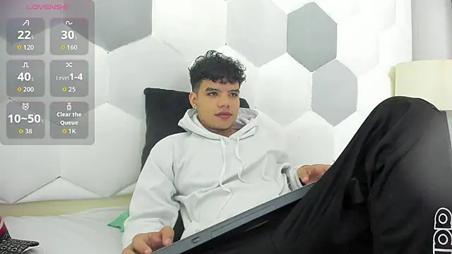 Axel Forte online show from December 5, 2025, 1:10 pm