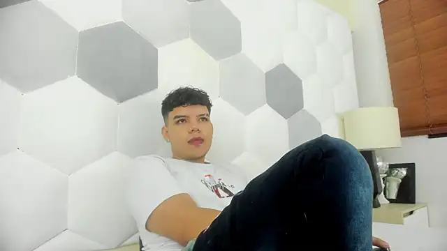 Axel Forte online show from March 21, 2026, 2:10 pm