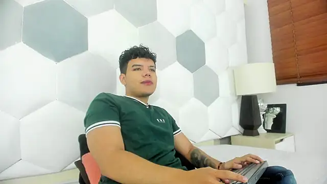 Axel Forte online show from April 1, 2026, 2:14 pm