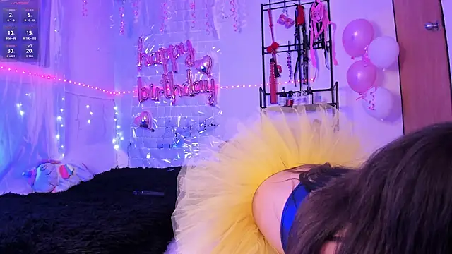 Snapshot of Agata__Rose chatting on May 17, 2026, 12:21 am Agata Rose online show from May 17, 2026, 12:21 am