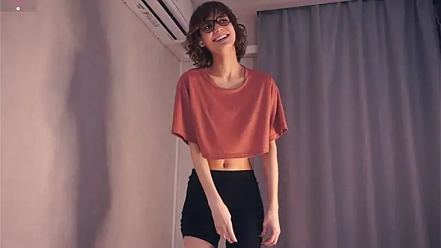 Snapshot of SibleyBurner chatting on December 19, 2025, 6:54 pm SibleyBurner online show from December 19, 2025, 6:54 pm