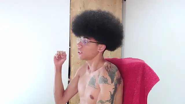 Smith Gael online show from April 16, 2026, 9:39 pm