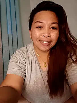 Snapshot of Sweet_fatty18 chatting on February 24, 2026, 10:54 pm Sweet fatty18 online show from February 24, 2026, 10:54 pm