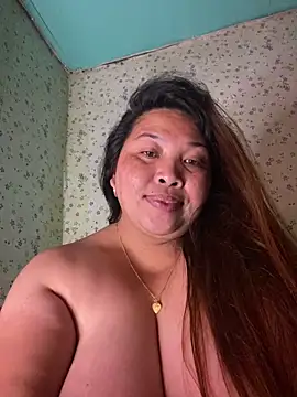 Snapshot of Sweet_fatty18 chatting on February 6, 2025, 6:08 am Sweet fatty18 online show from February 6, 2025, 6:08 am