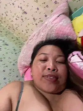 Snapshot of Sweet_fatty18 chatting on December 27, 2024, 12:56 pm Sweet fatty18 online show from December 27, 2024, 12:56 pm