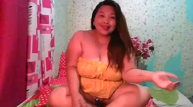 Snapshot of Sweet_fatty18 chatting on January 4, 2025, 8:39 am Sweet fatty18 online show from January 4, 2025, 8:39 am