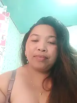 Snapshot of Sweet_fatty18 chatting on March 1, 2025, 4:04 am Sweet fatty18 online show from March 1, 2025, 4:04 am