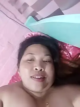 Snapshot of Sweet_fatty18 chatting on December 8, 2024, 5:33 pm Sweet fatty18 online show from December 8, 2024, 5:33 pm