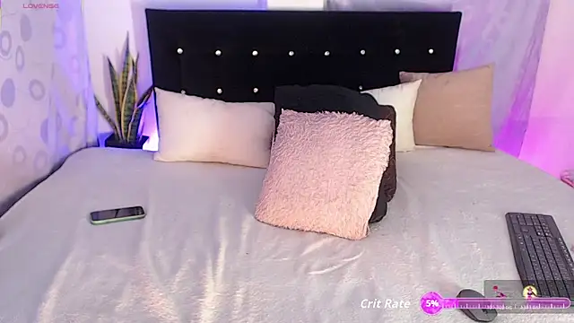 Snapshot of Lauryn_lee chatting on November 11, 2025, 7:08 pm Lauryn lee online show from November 11, 2025, 7:08 pm