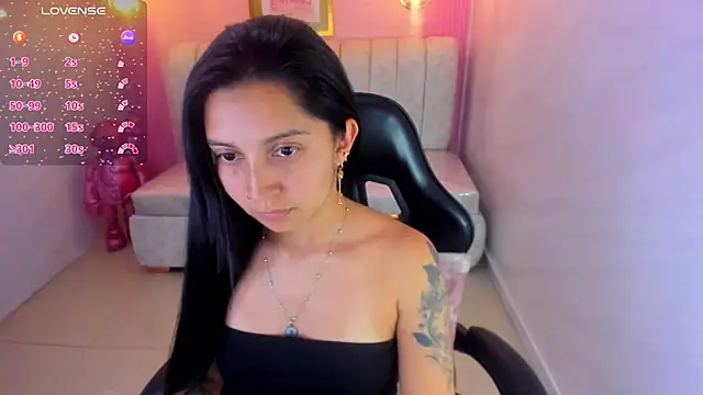 madhison klain s online show from December 5, 2025, 8:06 pm