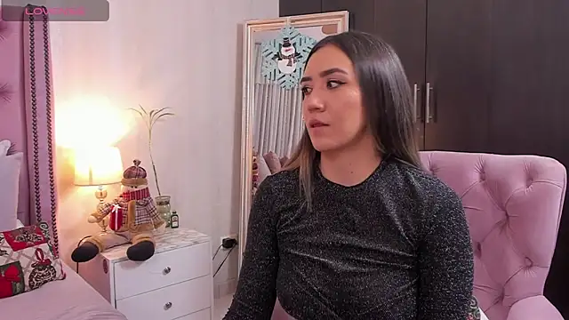 Snapshot of natashaleightt chatting on December 21, 2025, 4:14 am natashaleightt online show from December 21, 2025, 4:14 am