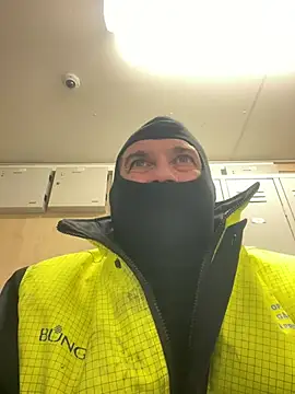 Snapshot of daniel21p chatting on March 2, 2026, 2:01 am daniel21p online show from March 2, 2026, 2:01 am