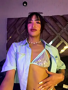 MichelleDiaz Pink online show from September 9, 2025, 3:27 am