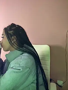 MichelleDiaz Pink online show from March 11, 2025, 4:30 am