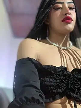 MichelleDiaz Pink online show from March 12, 2025, 4:30 am