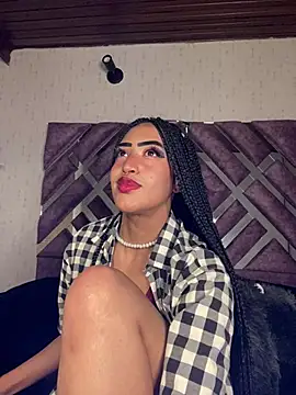 MichelleDiaz Pink online show from March 15, 2025, 7:09 am