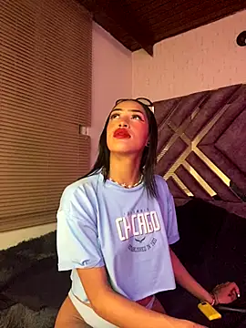 MichelleDiaz Pink online show from September 28, 2025, 11:34 pm