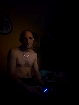 Snapshot of Machura chatting on April 24, 2026, 10:12 pm Machura online show from April 24, 2026, 10:12 pm
