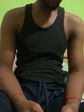 BttmGuy01 online show from April 4, 2026, 10:27 pm